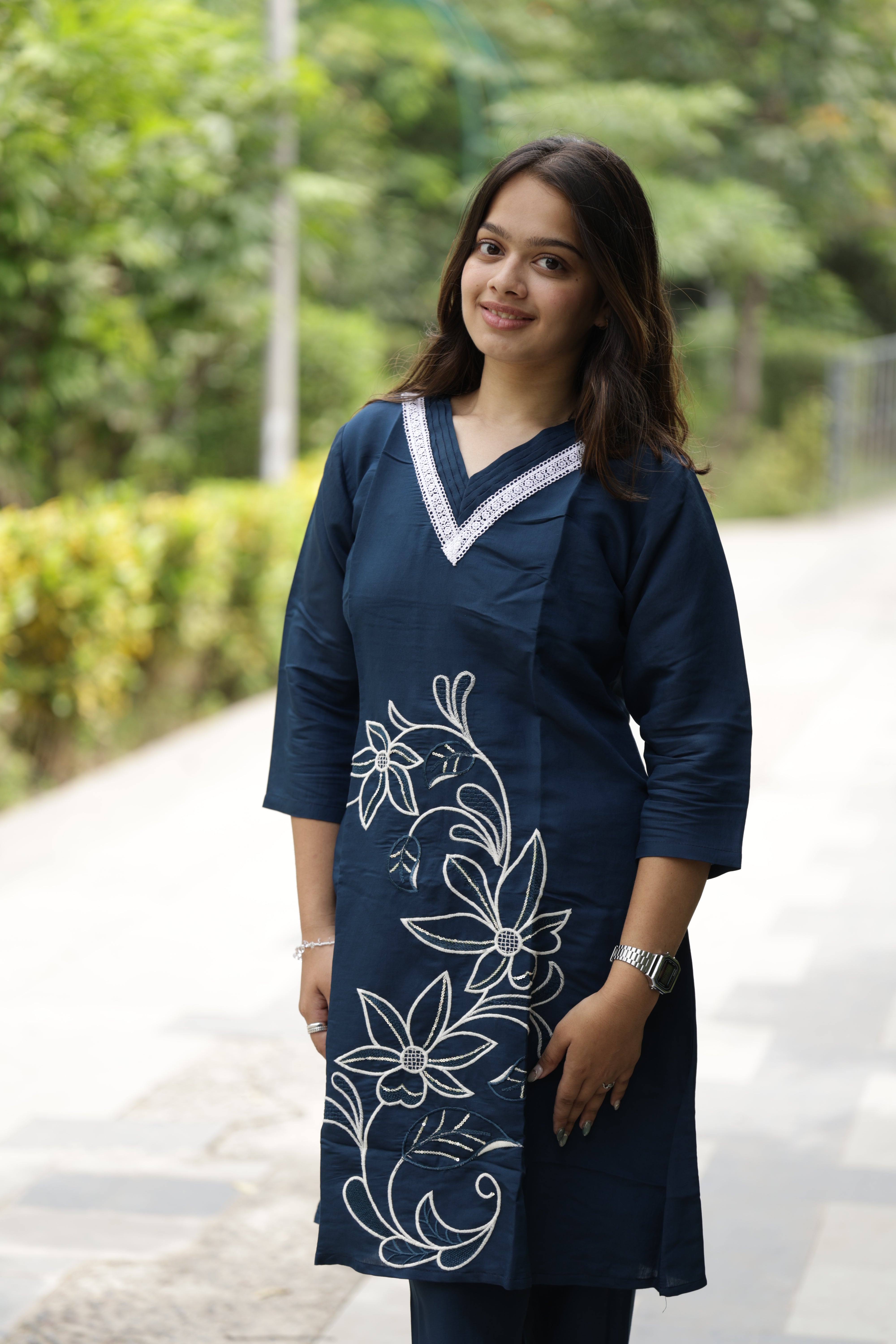 Women’s Navy Blue Embroidered Straight Kurta Pant Set with V-Neck
