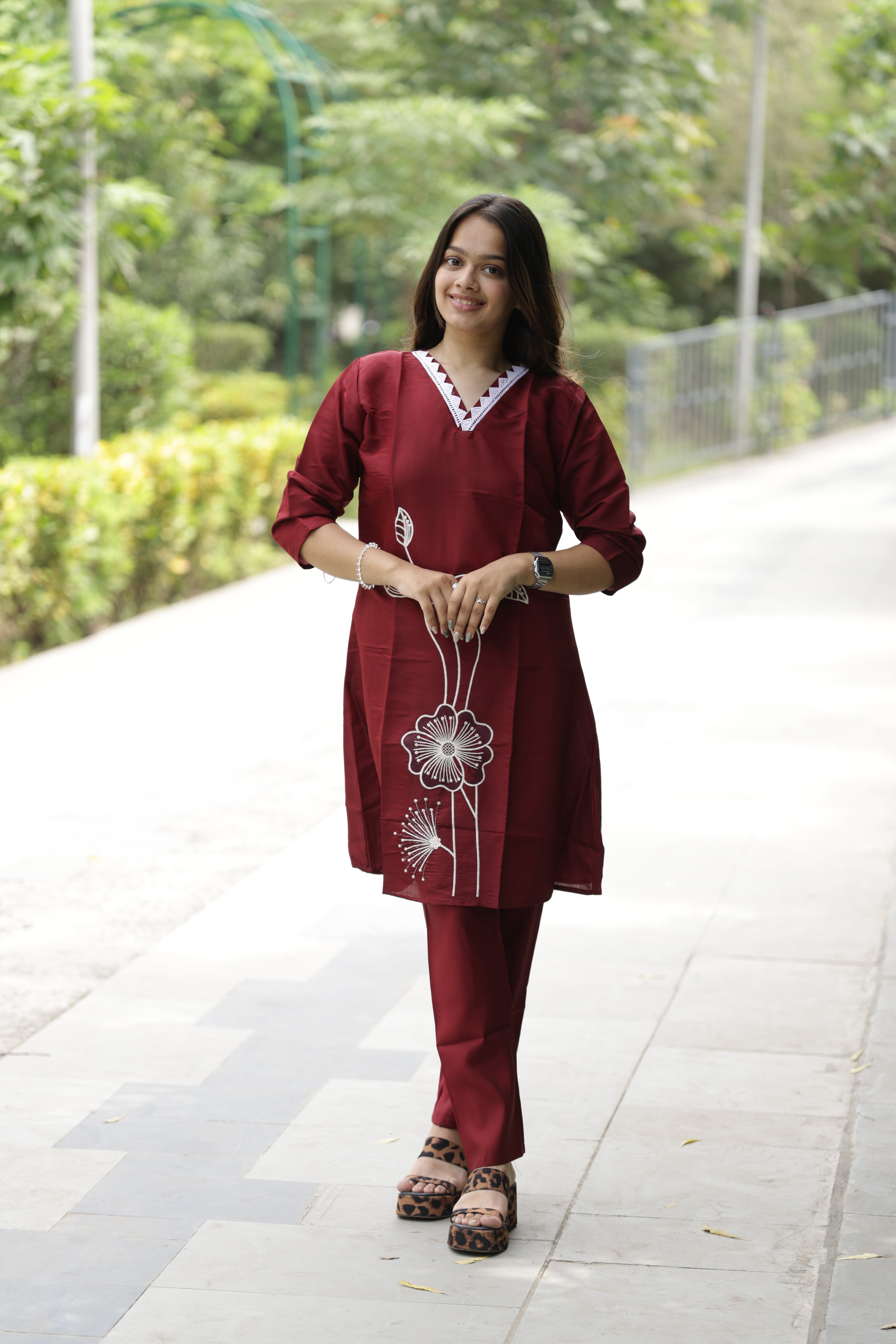 Women’s Maroon Embroidered Straight Kurta Pant Set with V-Neck