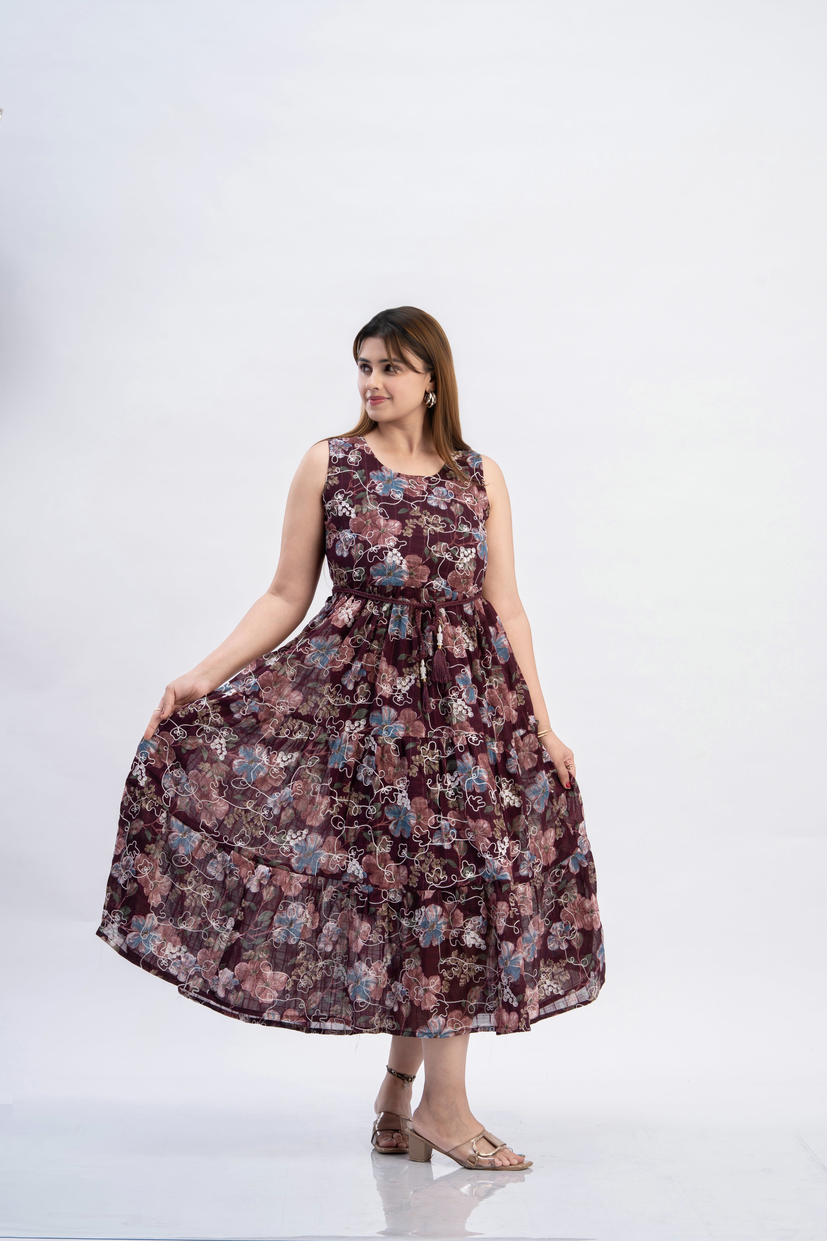 Women’s Maroon Floral Printed Sleeveless Tiered Midi Dress