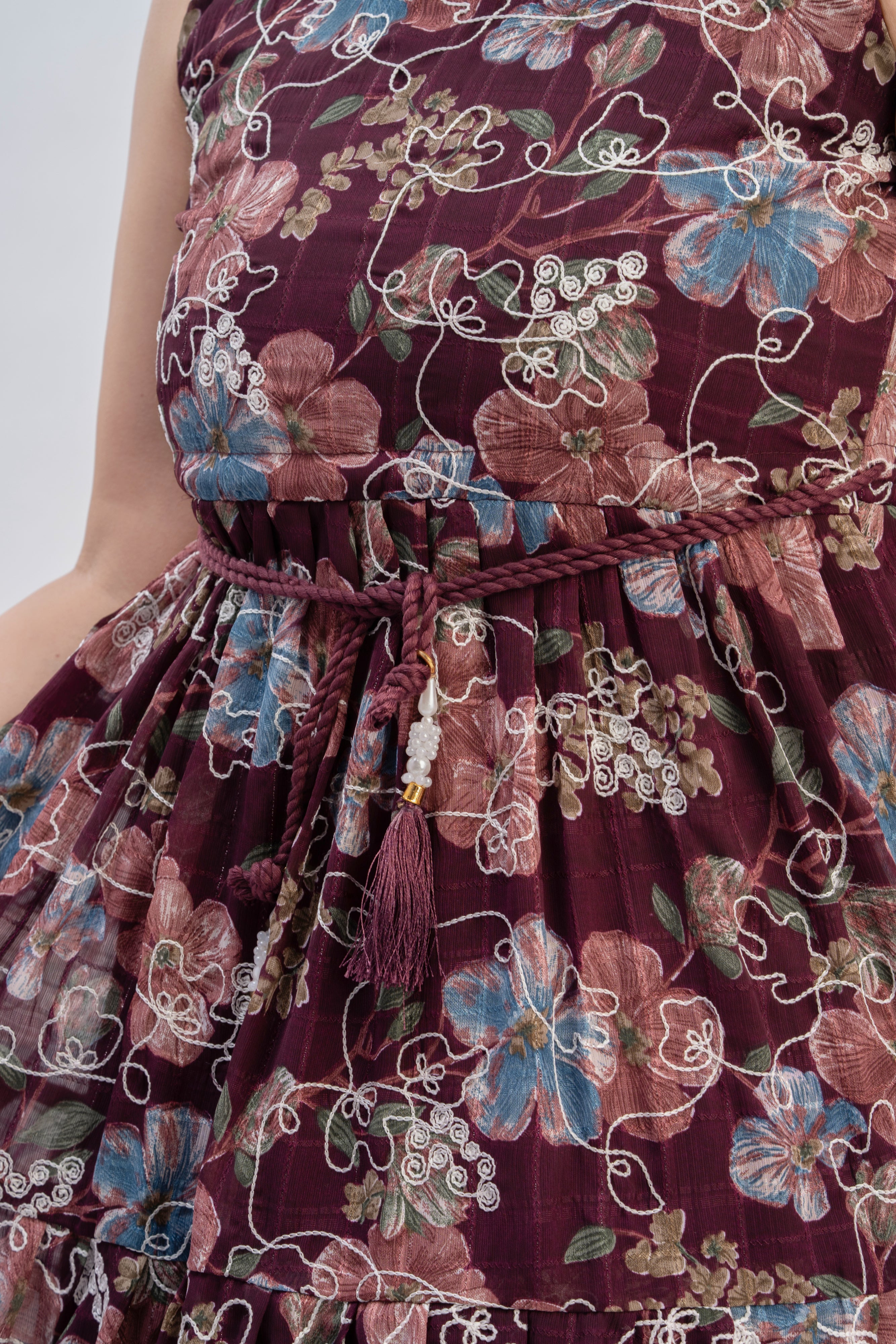 Women’s Maroon Floral Printed Sleeveless Tiered Midi Dress