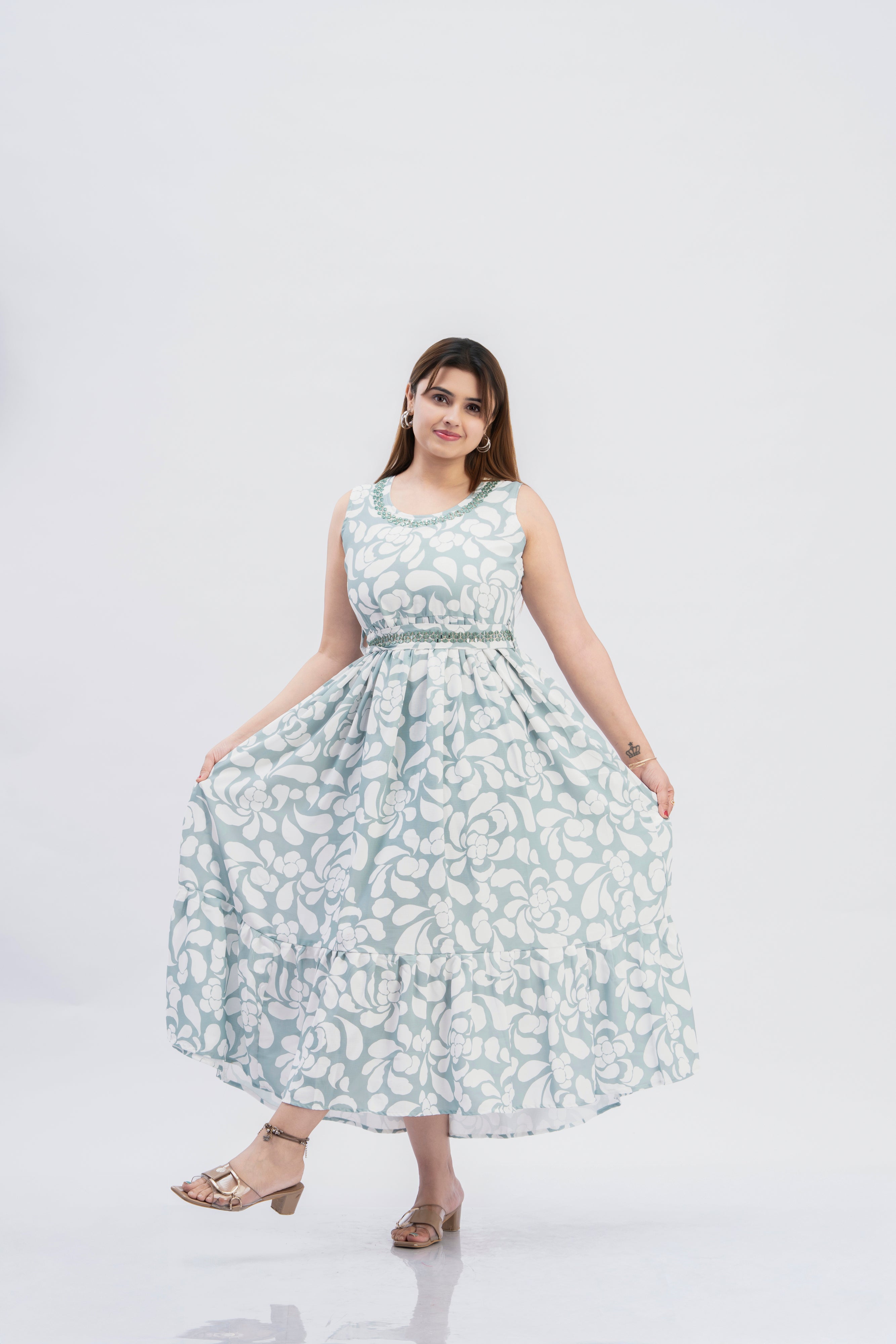 Women’s Mint Green Floral Printed Flared Maxi Dress with Inner Sleeves Attached